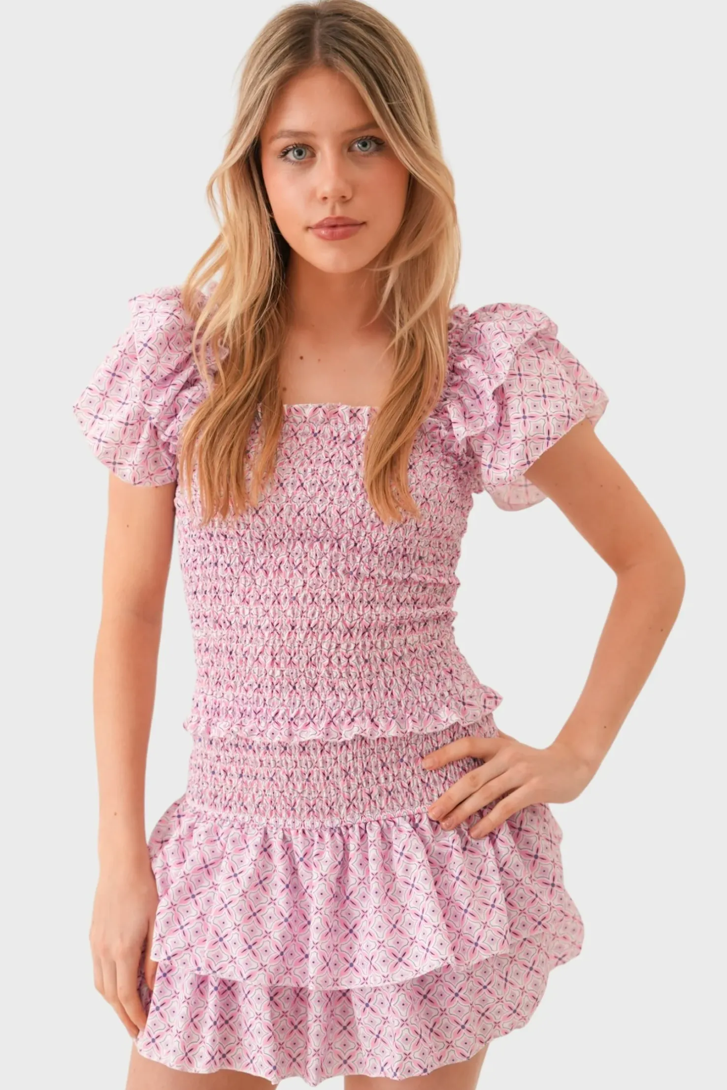 "Java" ruffle top