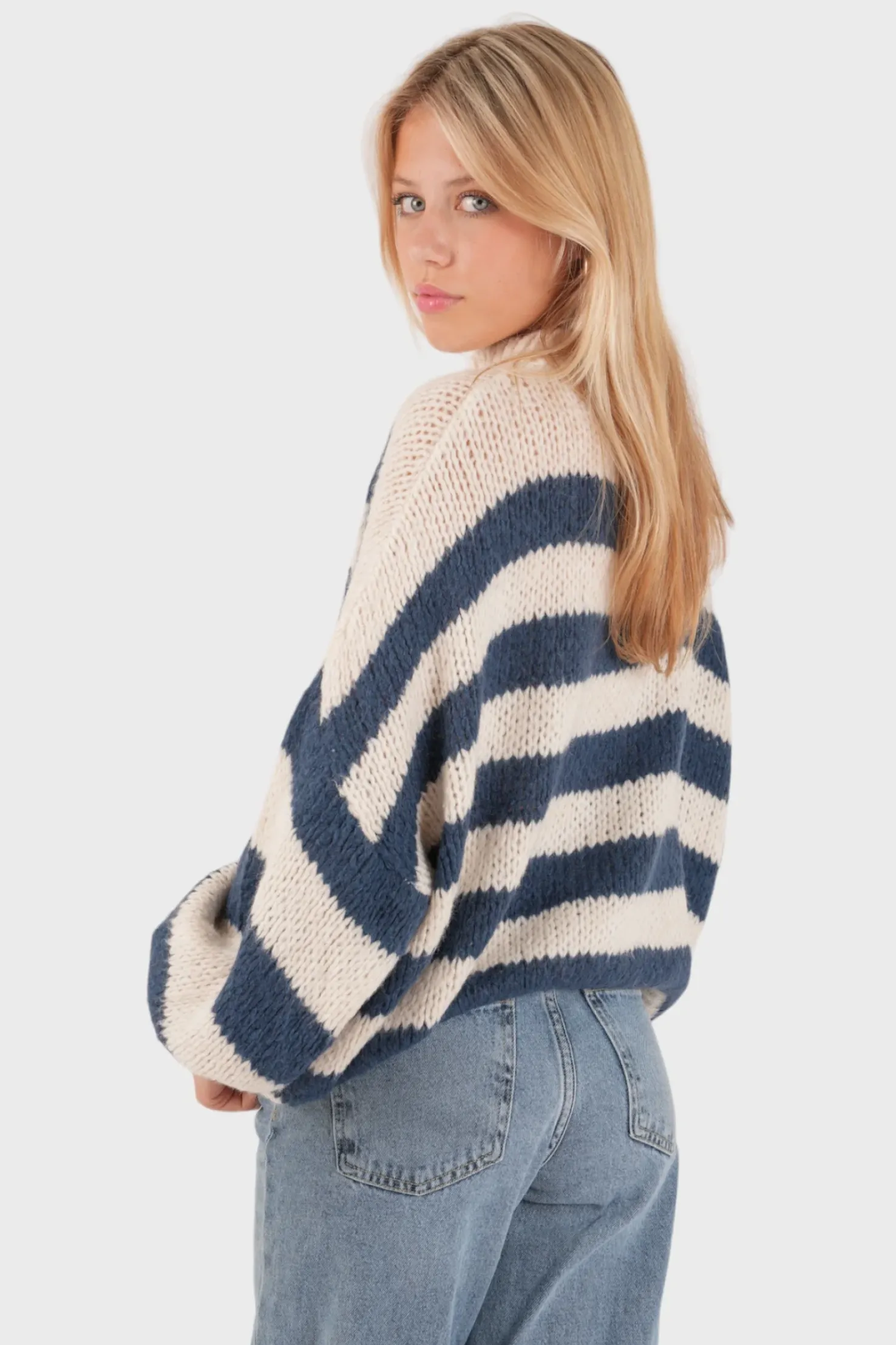 "Striped" sweater navy